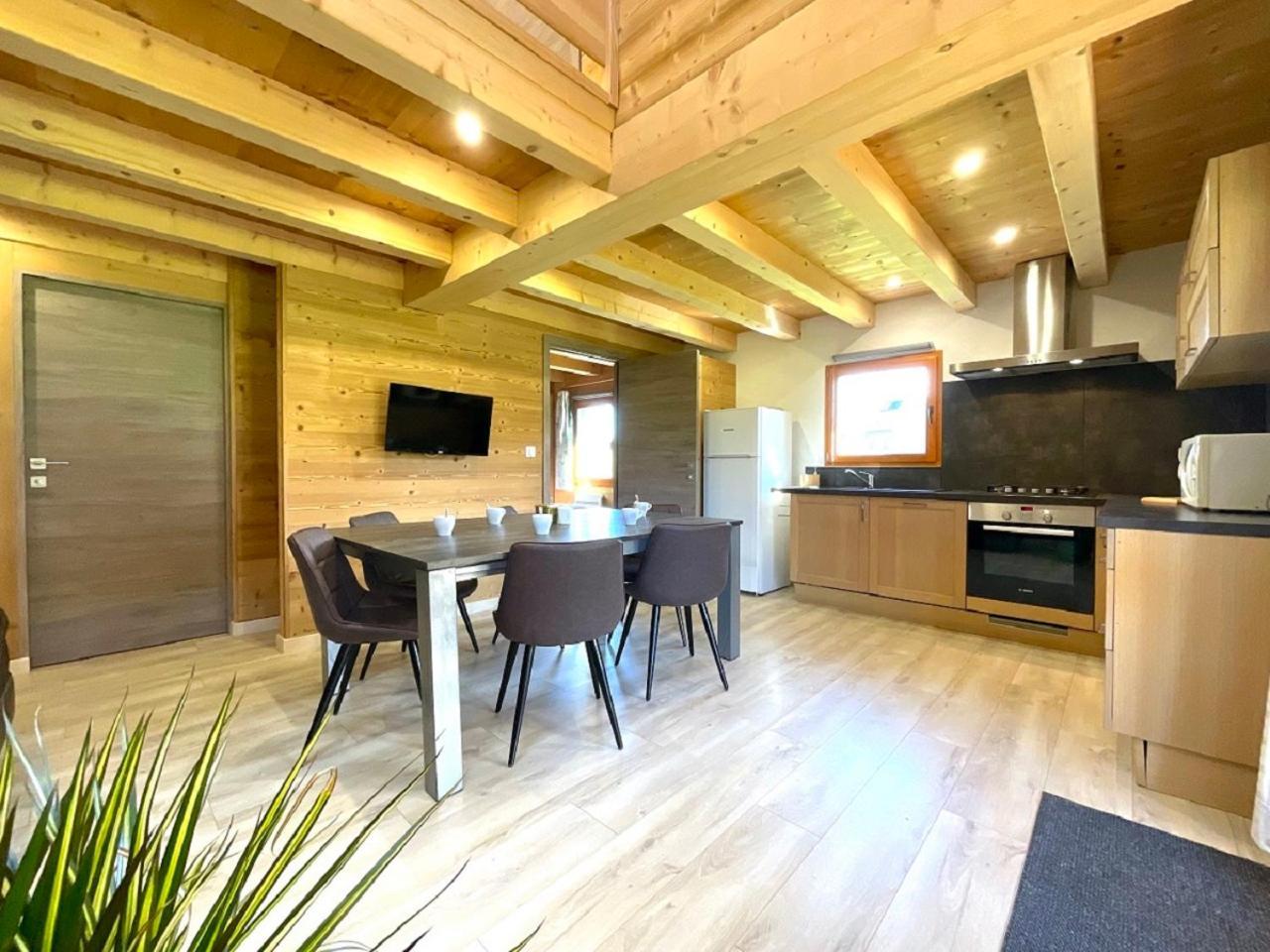 Vila L Etincelle Du Manon Lajoux Exteriér fotografie